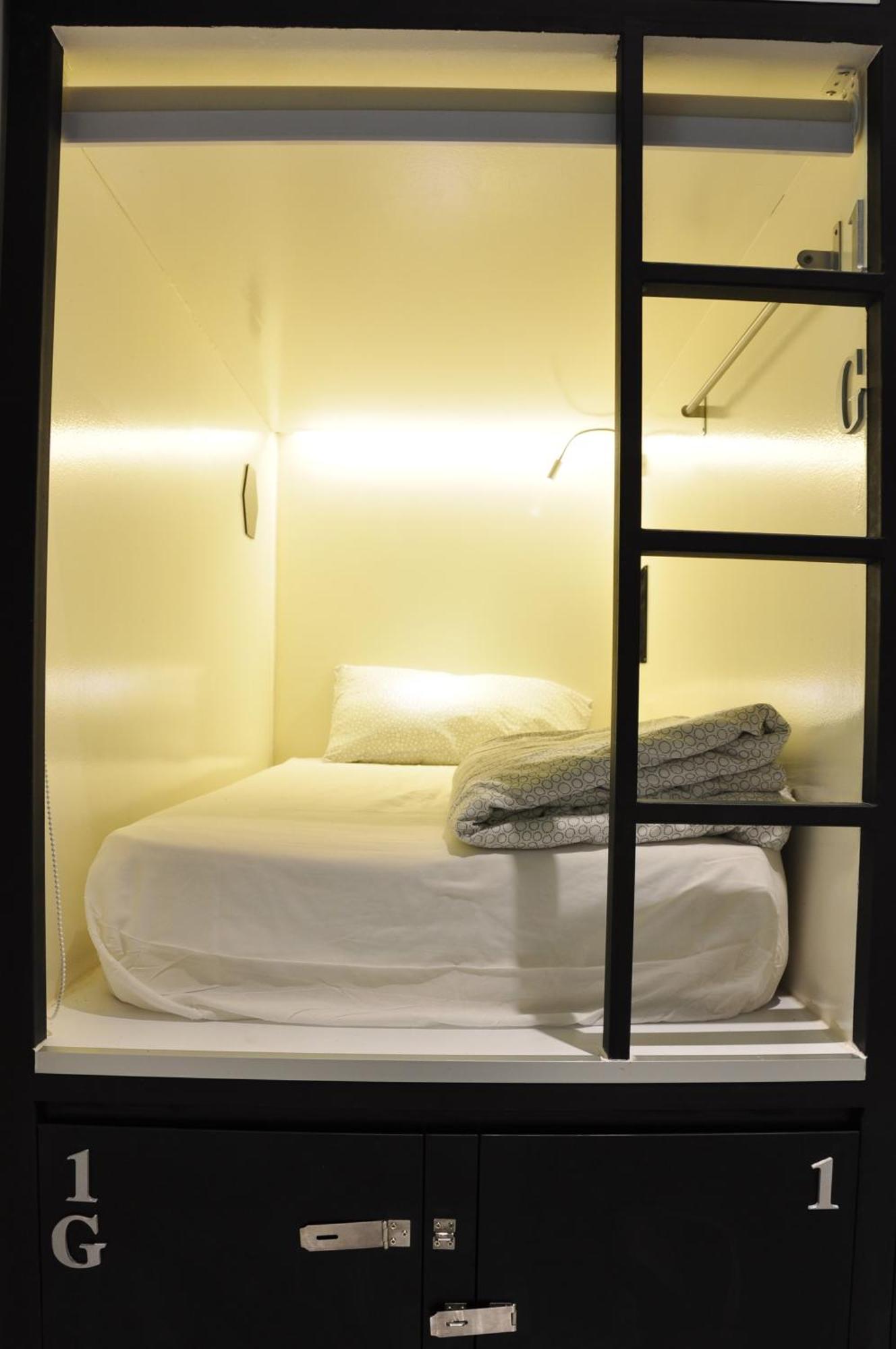 Beary Nice Pod Hostel Singapore Exterior photo
